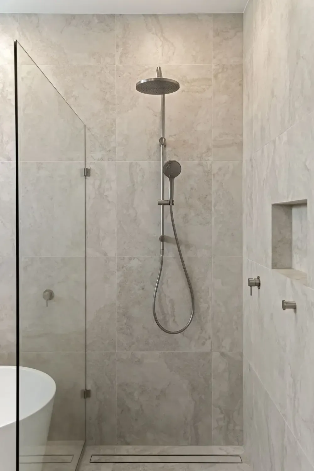 Bathroom vanity with arched mirror